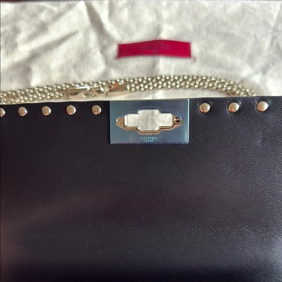 Valentino Garavani Black Quilted Nappa Rock-stud cross body Bag - Picture 5 of 15